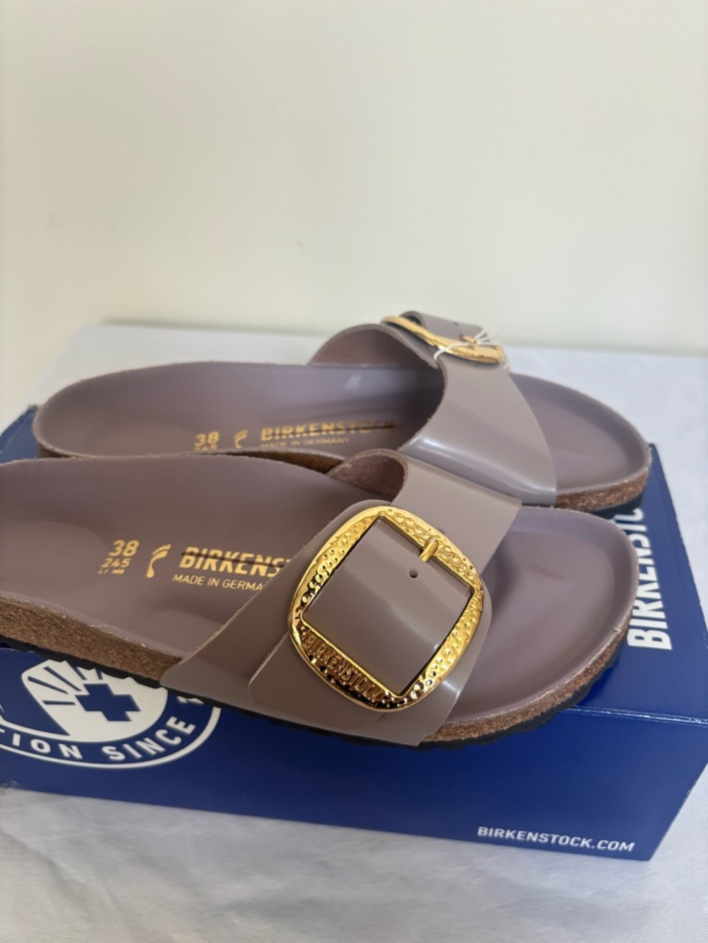 Birkenstock Madrid Hammered Big Buckle Sz 7 Eu 38 Narrow fit NWB Womens sandals - Picture 7 of 9